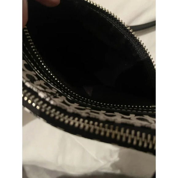 COACH Purse - Picture 2 of 6